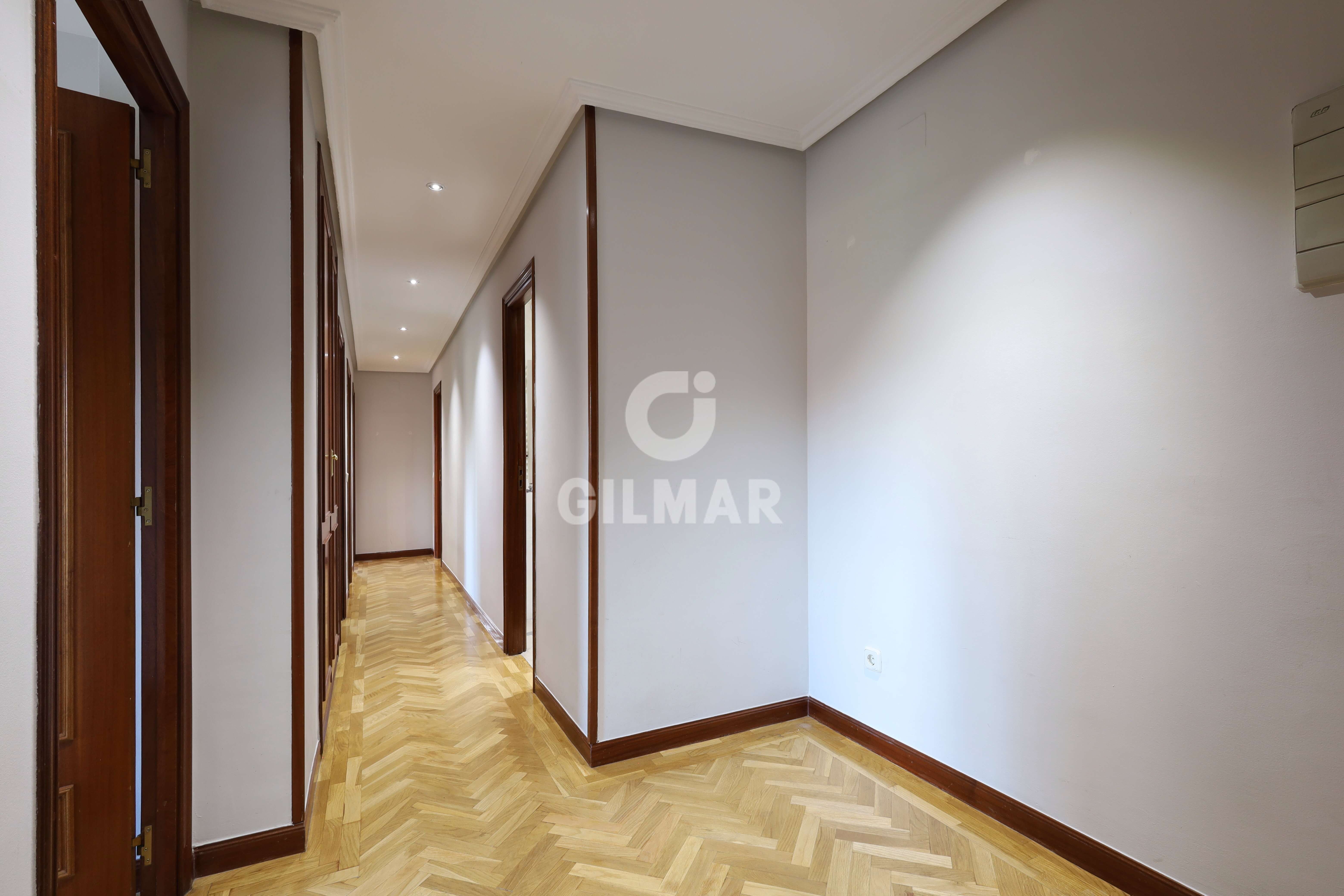 Flat for sale in  Madrid Capital  with Heating and Balcony
