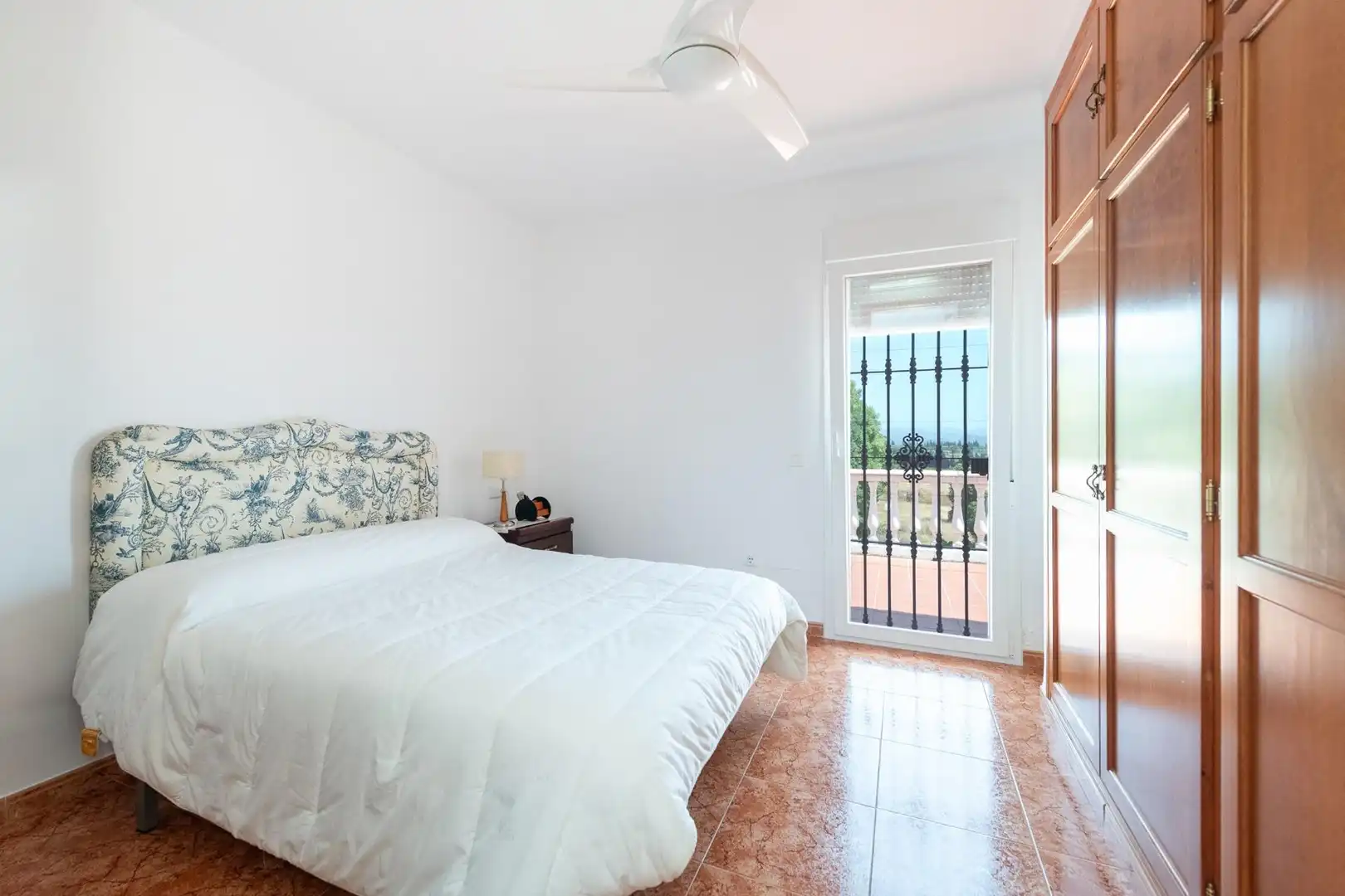 Habitación de Casa o chalet en venta en Alhaurín de la Torre con Aire acondicionado, Jardín privado y Terraza