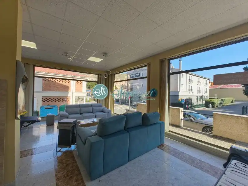Business premises to rent in La Lastrilla, imagen 4
