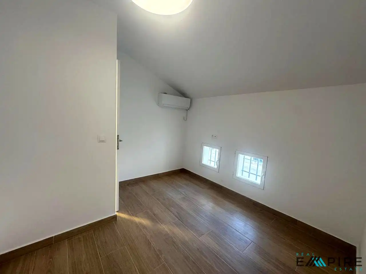 Habitación de Piso para compartir en Parla con Aire acondicionado y Calefacción