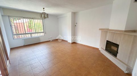 Foto 5 von Einfamilien-Reihenhaus zum Verkauf in Fontenebro - Altavista, Collado Villalba