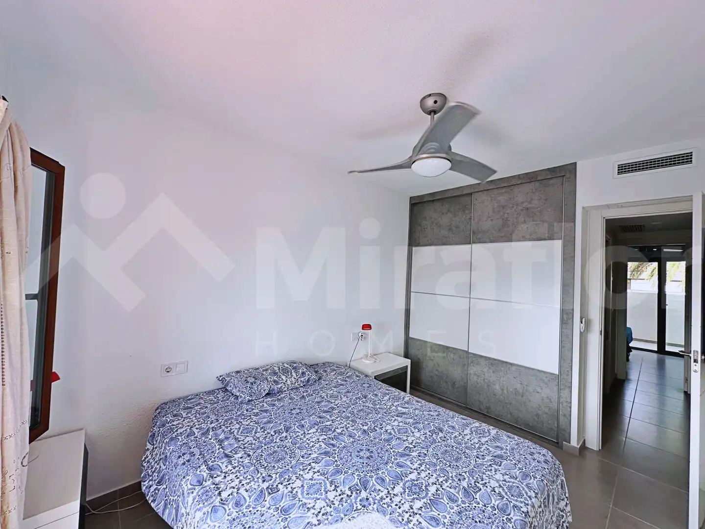 Maison mitoyenne avec terrasse à vendre à Carrer Llac Sant Martí, imagen 23