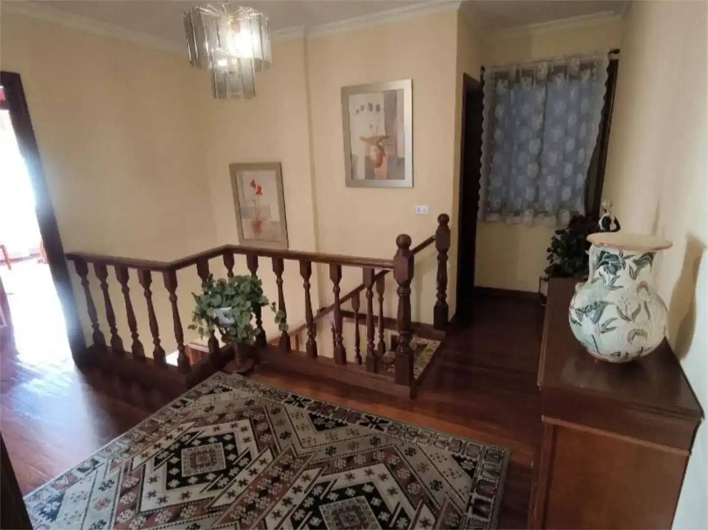 Casa adosada en venta en Vigo  con Parquet, Trastero y Amueblado