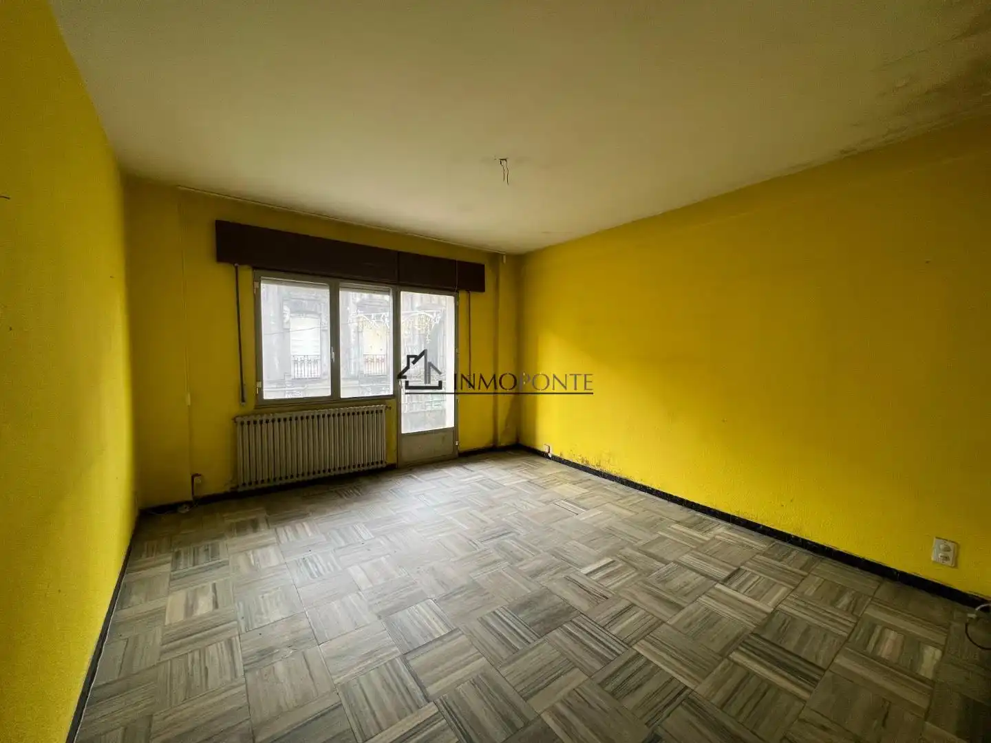 Sala de estar de Piso en venta en Cuntis con Calefacción y Balcón