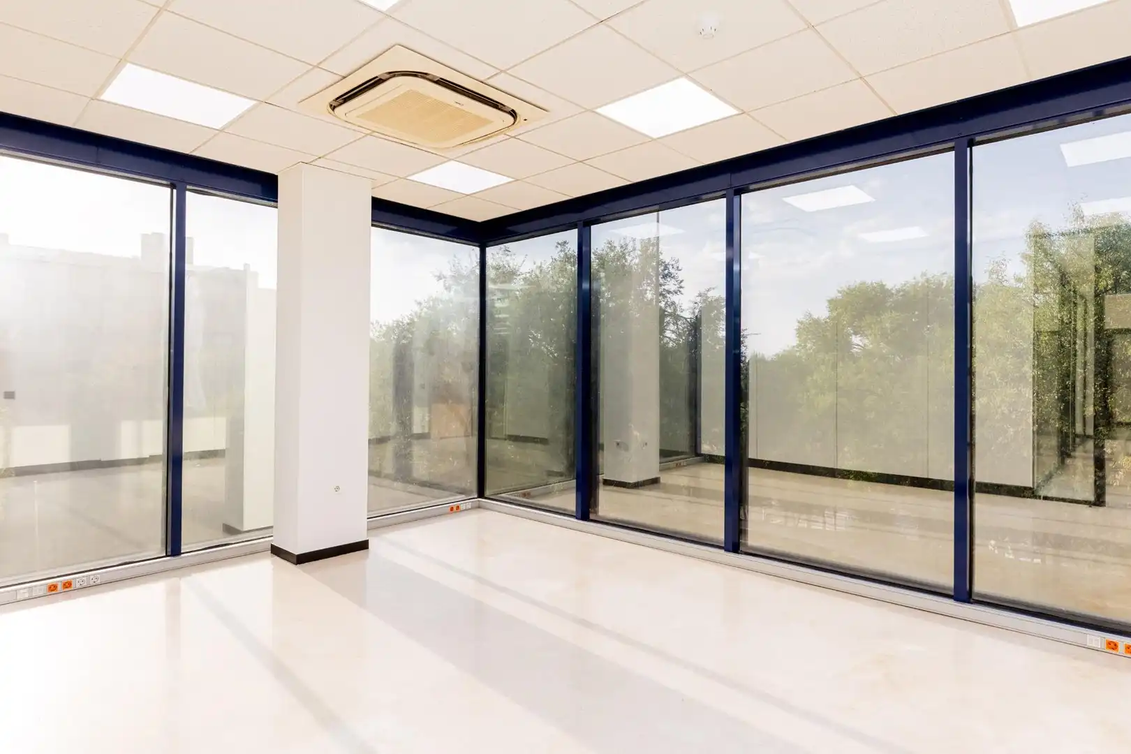 Büro zum Verkauf in Pozuelo de Alarcón mit Klimaanlage und Heizung