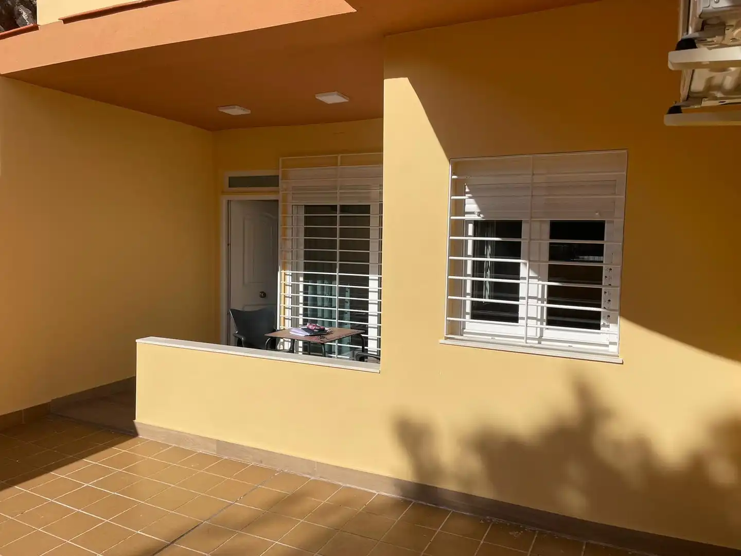 Apartamento con piscina en alquiler en Calle Vicente Blanch Picot 2, imagen 2