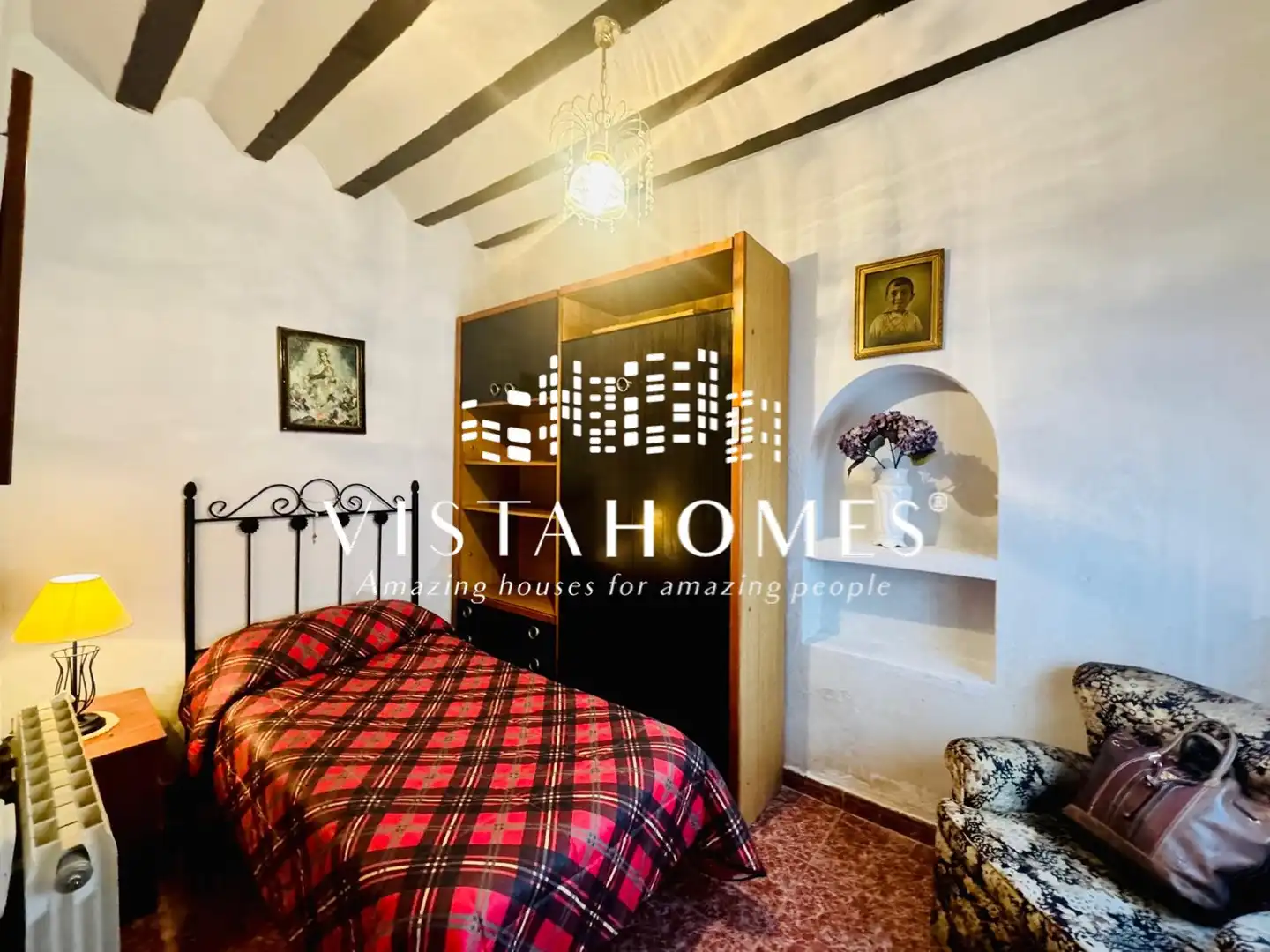 Habitación de Casa adosada en venta en Chinchón con Calefacción, Jardín privado y Terraza