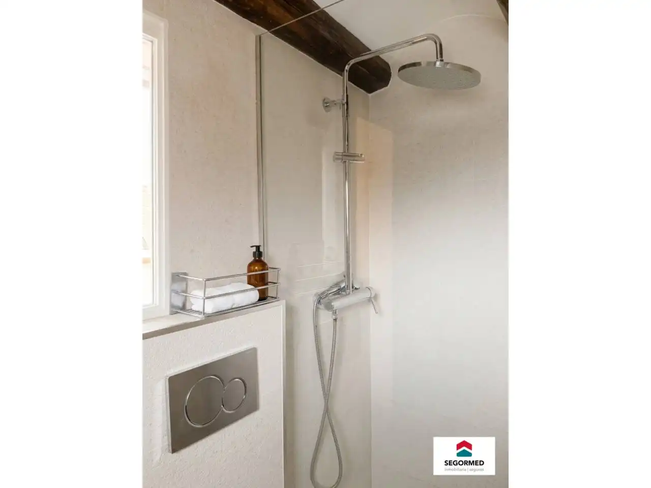 Badezimmer von Wohnung zum Verkauf in Navajas mit Klimaanlage und Terrasse