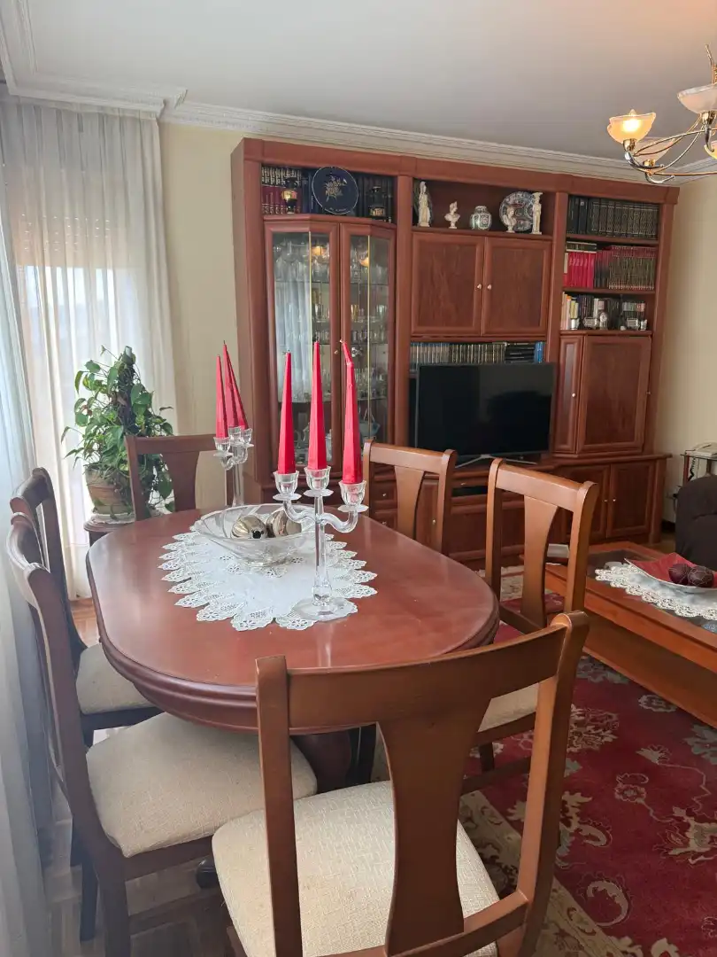 Comedor de Piso en venta en Basauri  con Calefacción, Terraza y Trastero