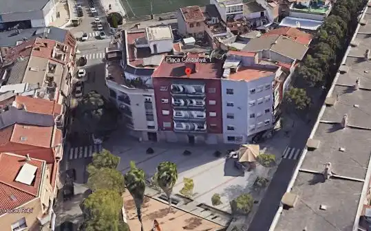 Vista exterior de Piso en venta en Rubí