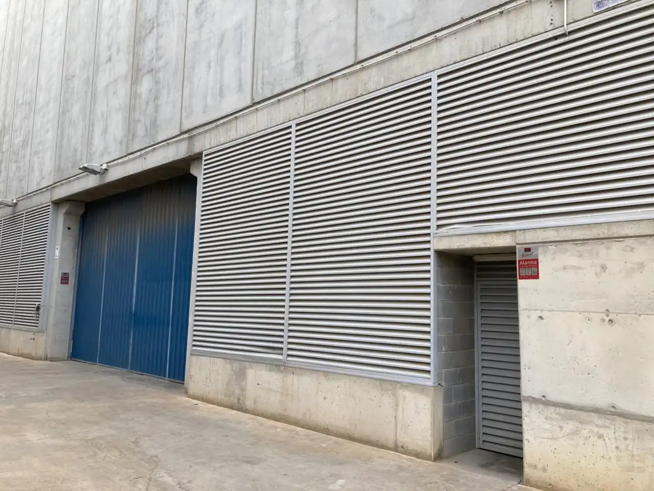Industrial building to rent in Carrer Josep Ros i Ros, imagen 10