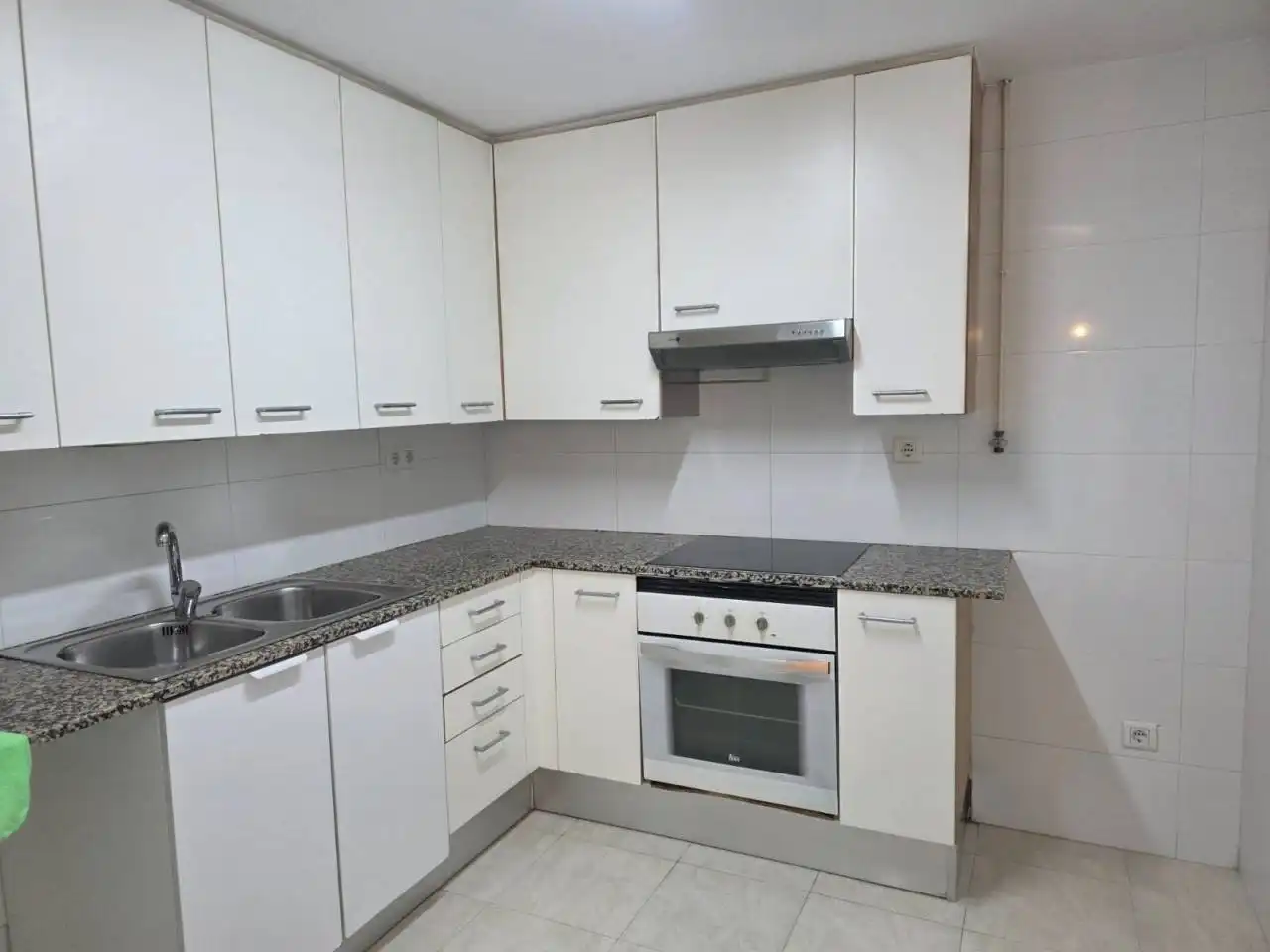 Flat with terrace for sale in Calle Abdó Terrades Pulí, imagen 11
