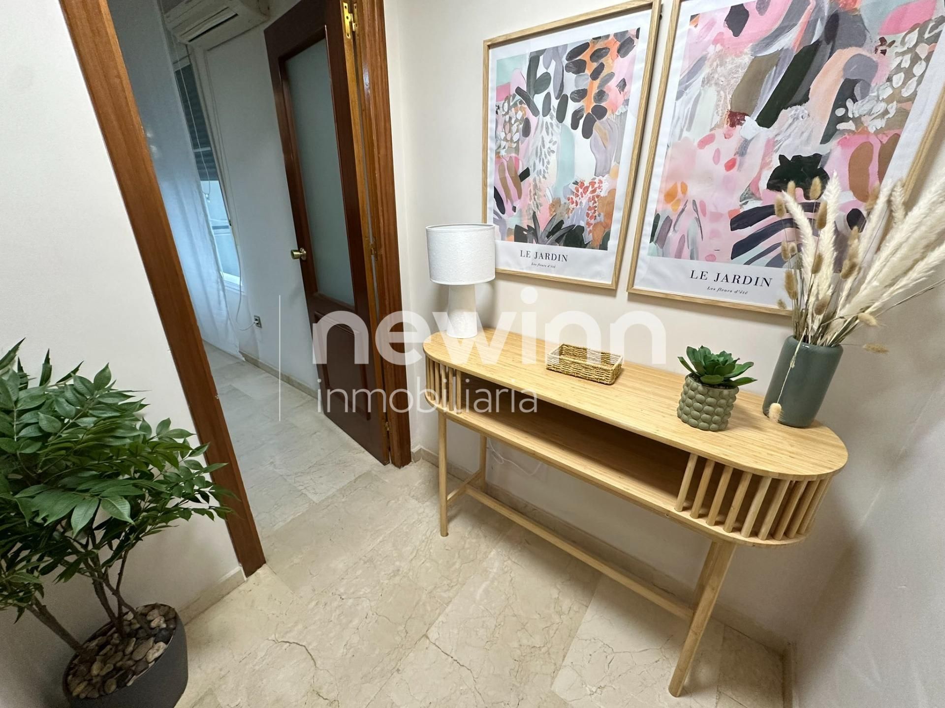 Apartament de lloguer en  Córdoba Capital amb Aire condicionat, Terrassa i Traster