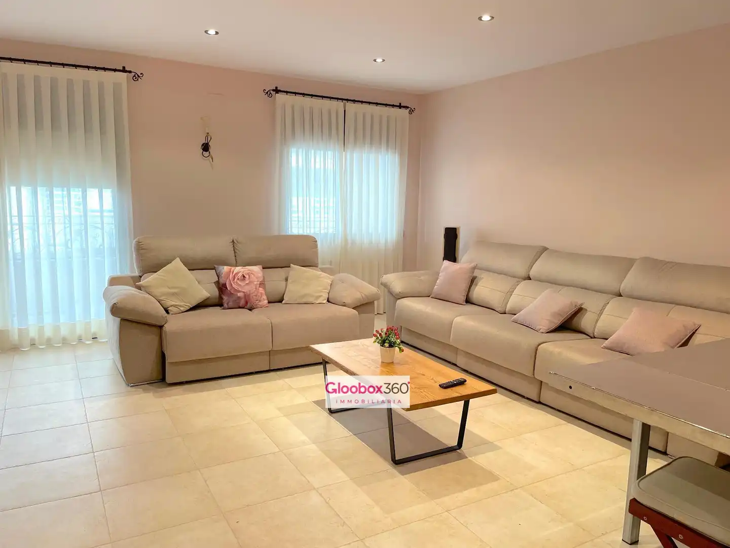 Sala d'estar de Casa o xalet en venda en Riudoms amb Aire condicionat, Calefacció i Terrassa