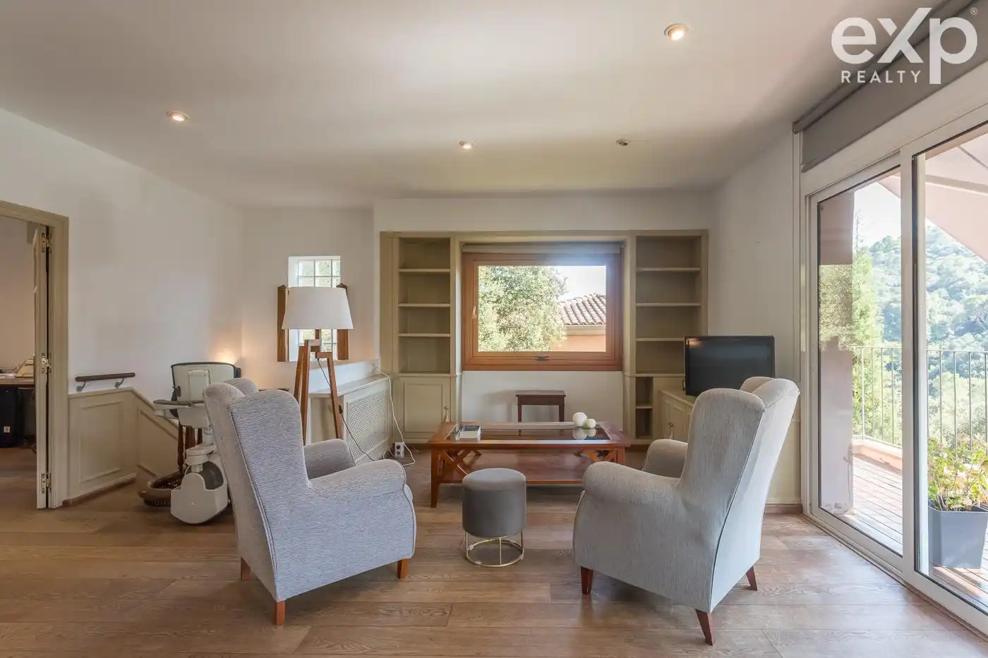 Sala de estar de Casa o chalet en venta en Barcelona con Parquet y Terraza