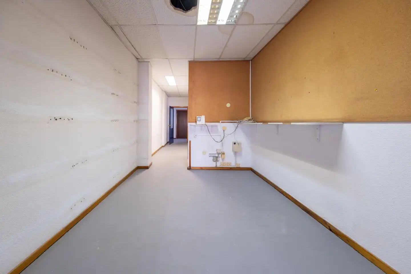 Office space for sale in Senador Castillo Olivares 14, imagen 15