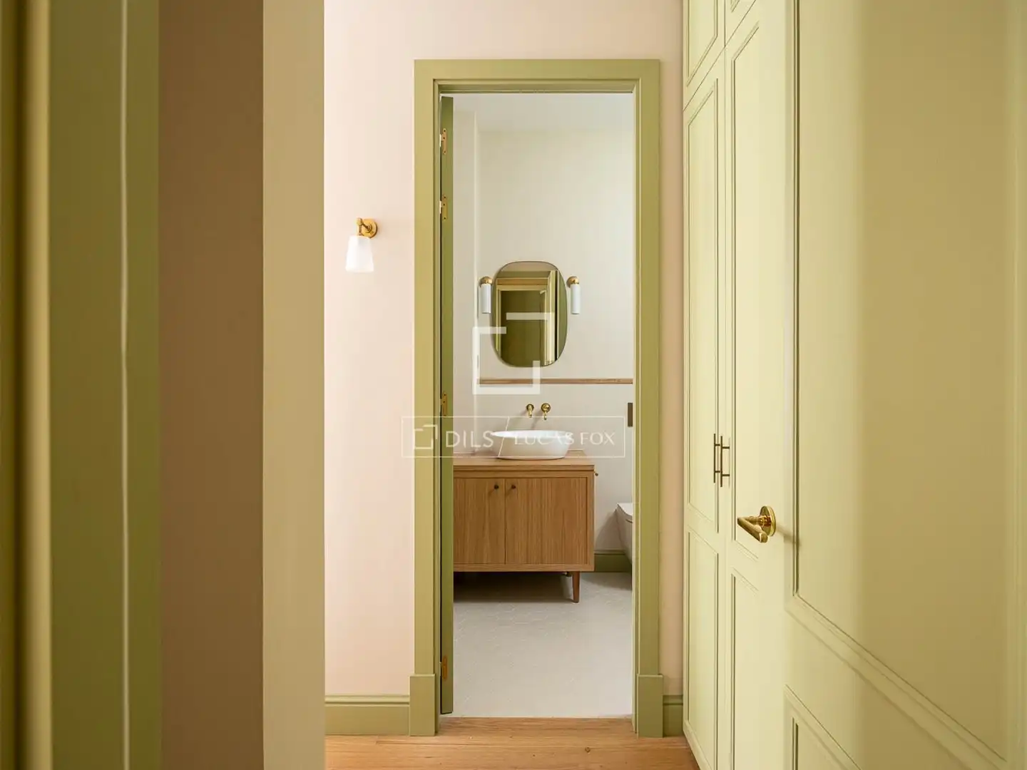 Bathroom of Flat for sale in Barcelona  with Air Conditioner, Heating and Terrace