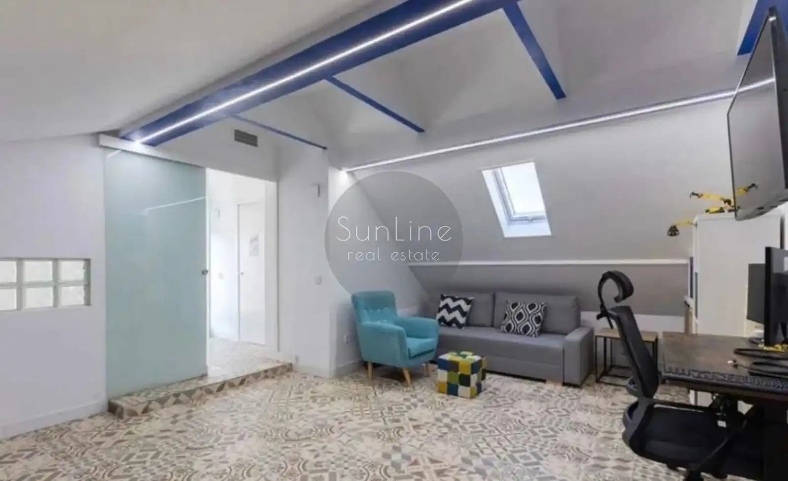 Terraced house with pool for sale in Carrer de Pere Delmonte i Hurtado, imagen 14