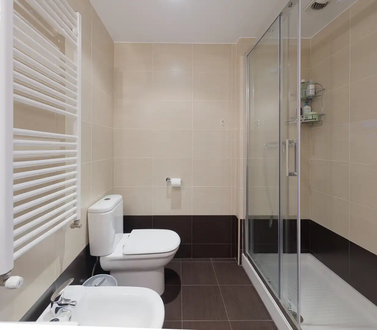 Baño de Piso en venta en Villaviciosa con Calefacción, Parquet y Terraza