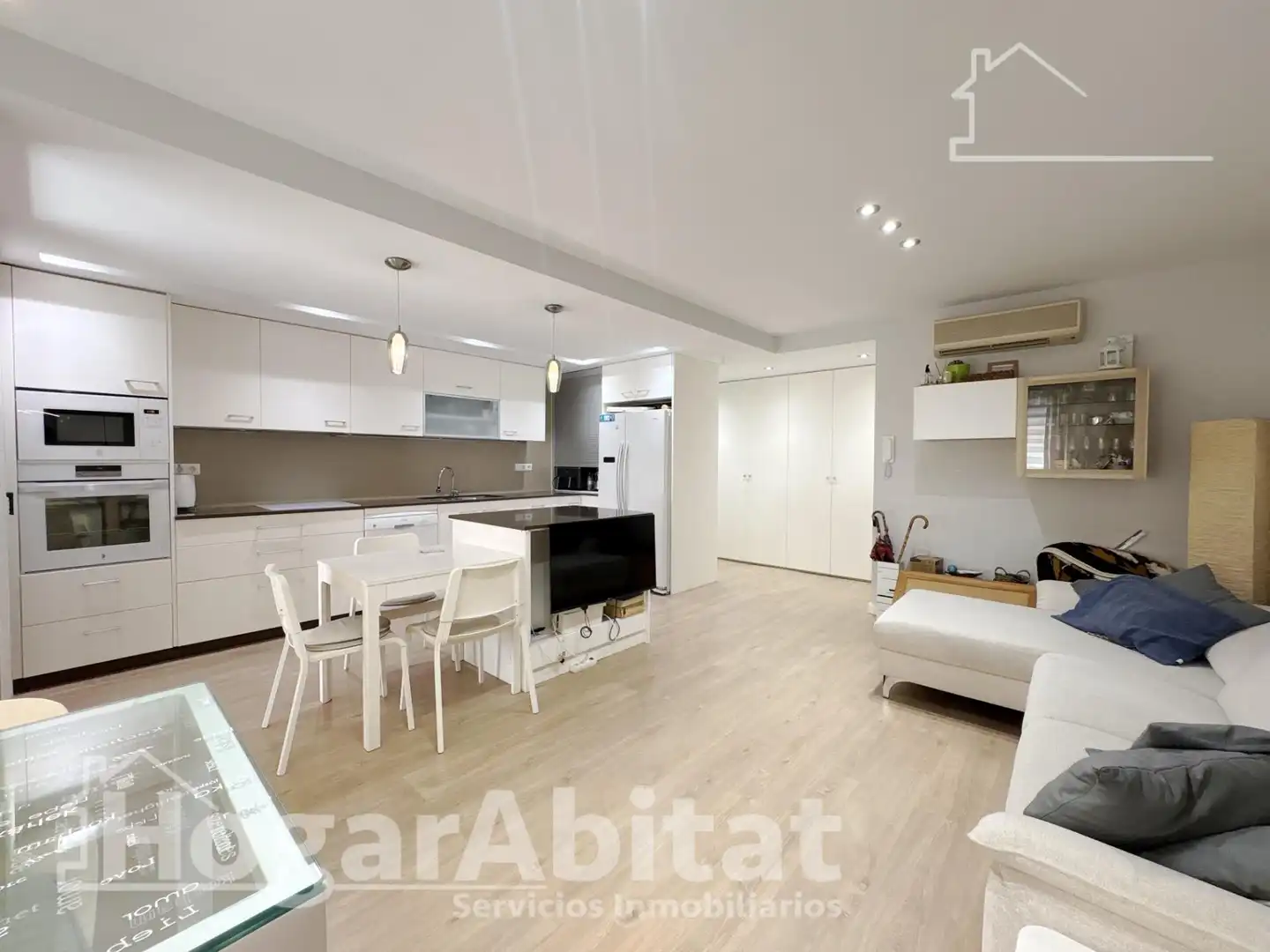 Cuina de Pis en venda en Gandia amb Aire condicionat i Balcó