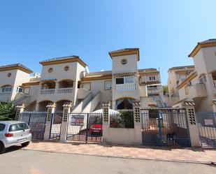 Exterior view of House or chalet for sale in Guardamar del Segura  with Terrace, Storage room and Balcony