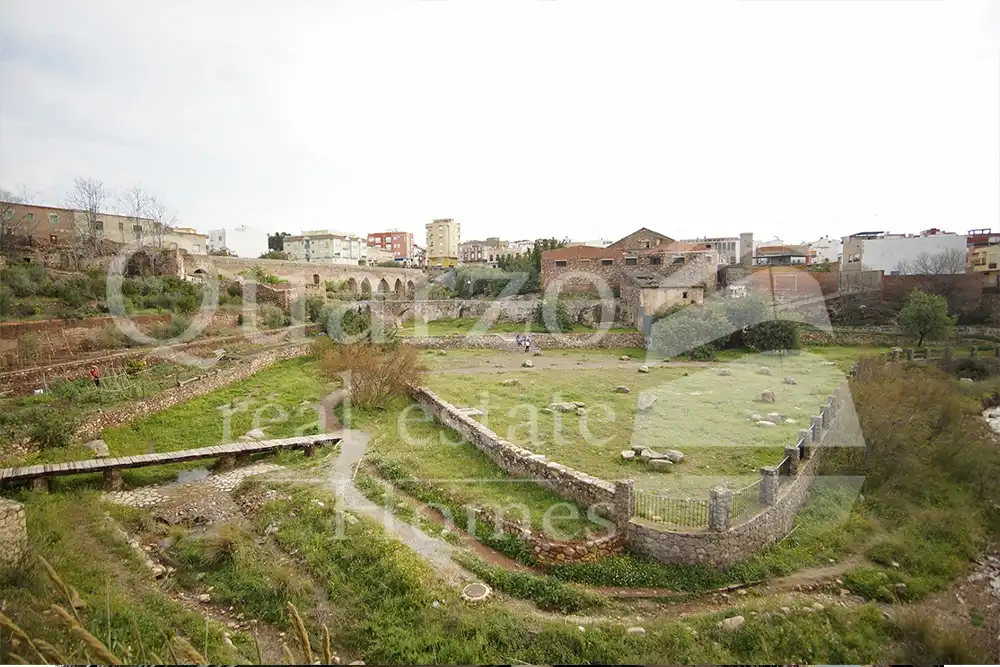 Vista exterior de Pis en venda en La Vall d'Uixó