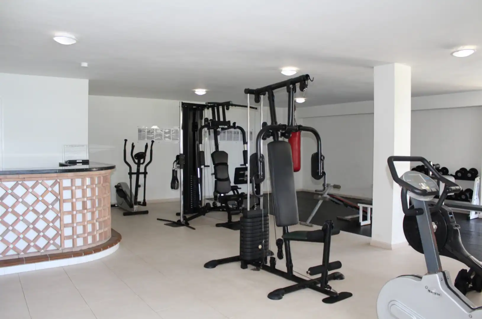 Apartment with terrace for sale in Puerto de la Duquesa, imagen 20