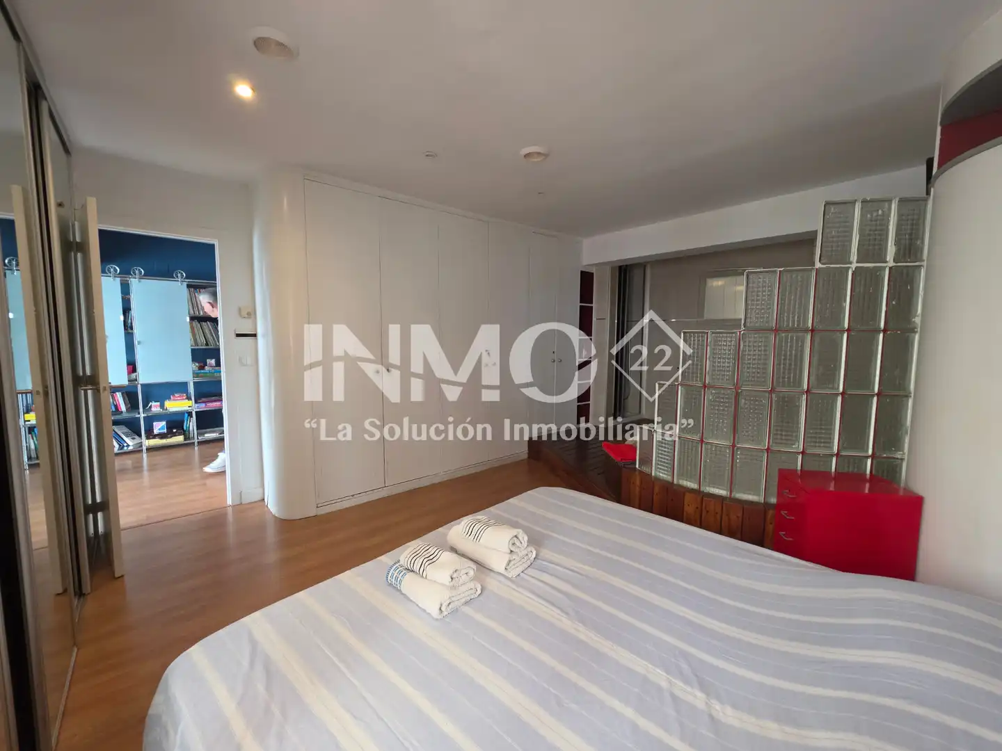 Apartment with lift for sale in Carrer de la Falconera, imagen 12