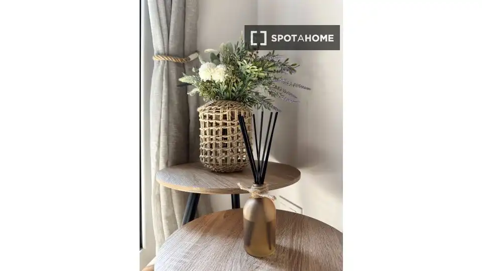 Flat with terrace to rent in Eixample, imagen 4