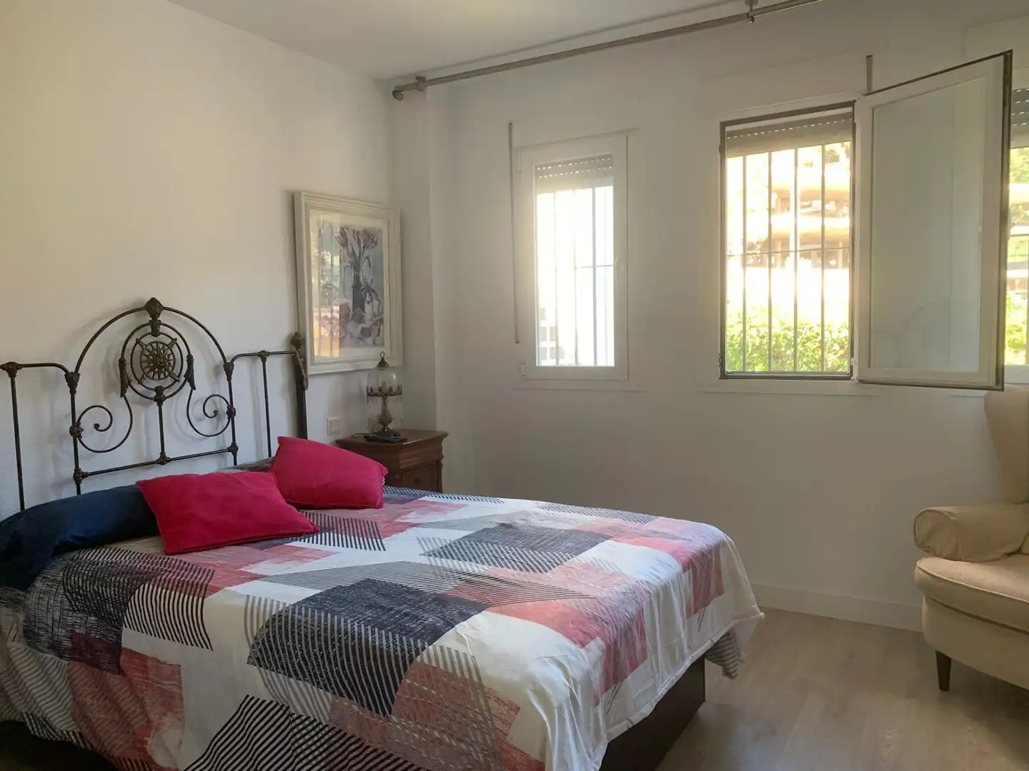 Habitación de Apartamento en venta en Marbella con Aire acondicionado, Calefacción y Jardín privado