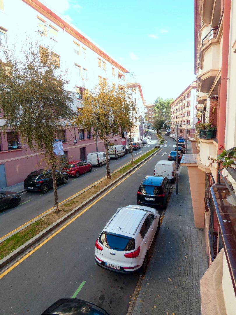 Exterior view of Flat for sale in Bilbao   with Heating, Furnished and Washing machine