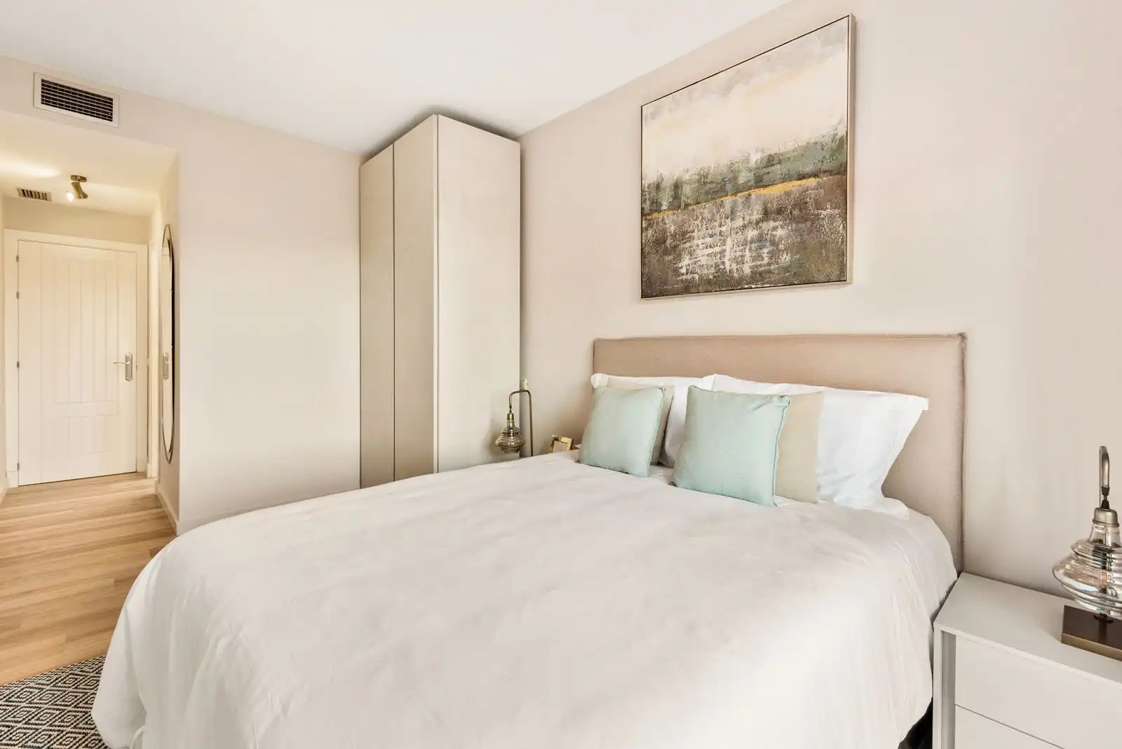 Habitación de Piso en venta en Benahavís con Aire acondicionado, Terraza y Amueblado