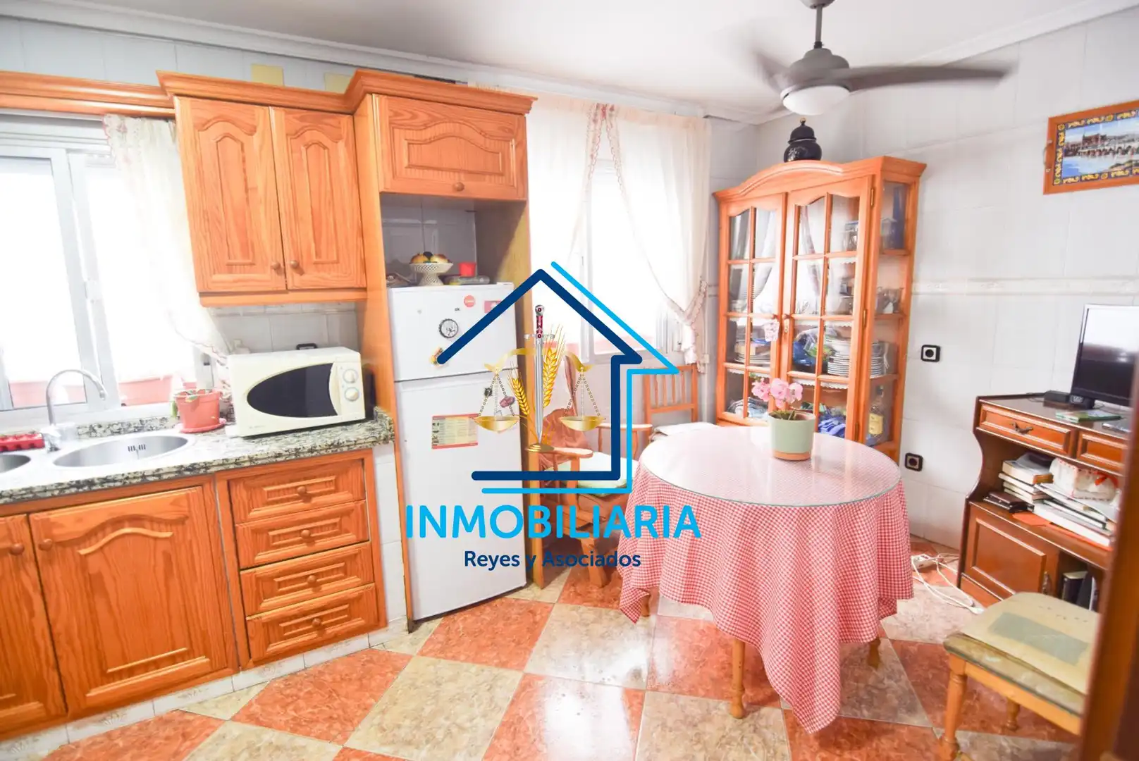 Küche von Wohnung zum Verkauf in Córdoba mit Klimaanlage