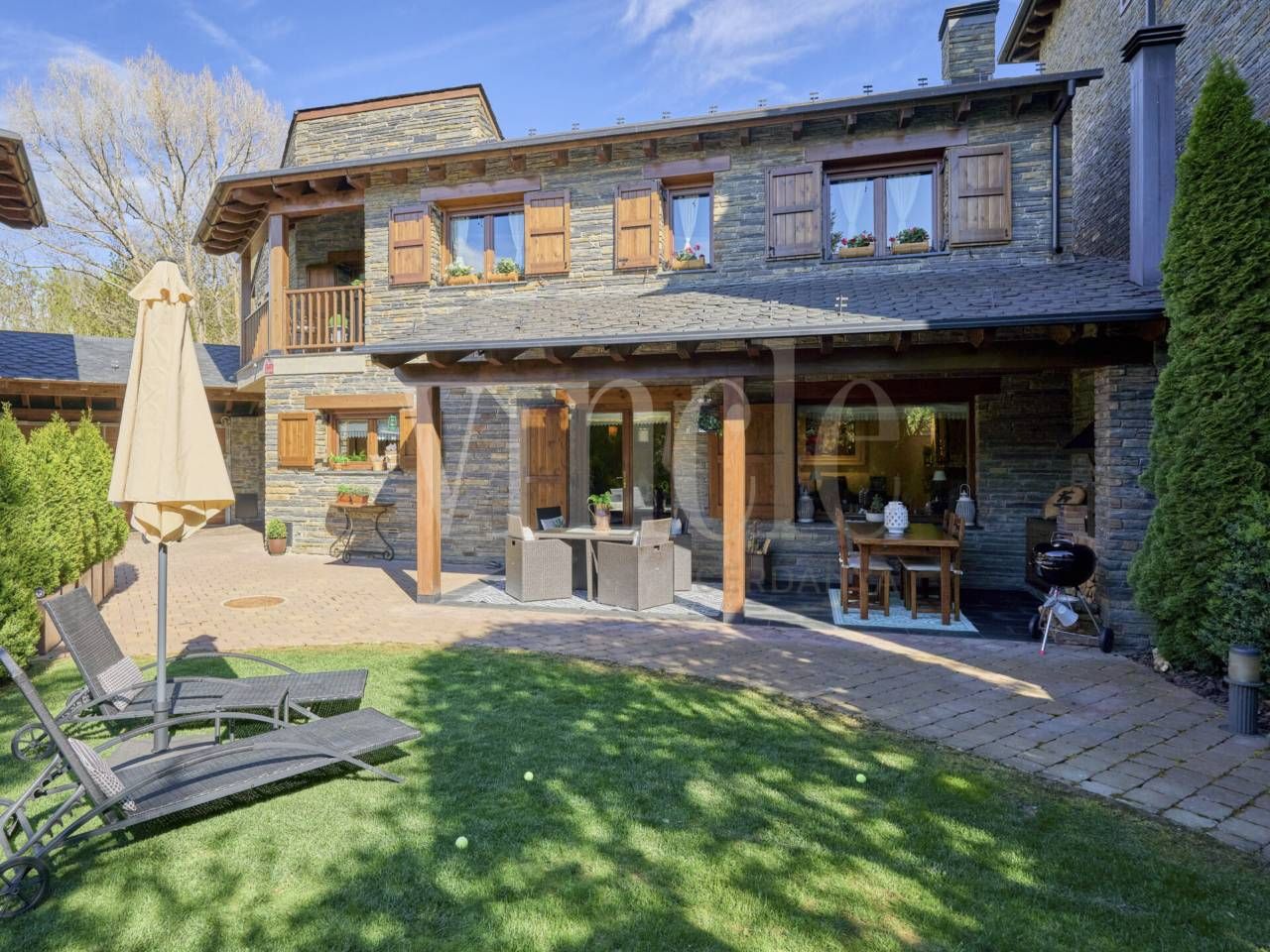 Jardí de Casa o xalet en venda en Fontanals de Cerdanya amb Calefacció, Jardí privat i Parquet