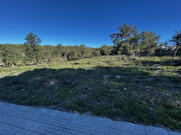 Lands and plots for sale in Begues