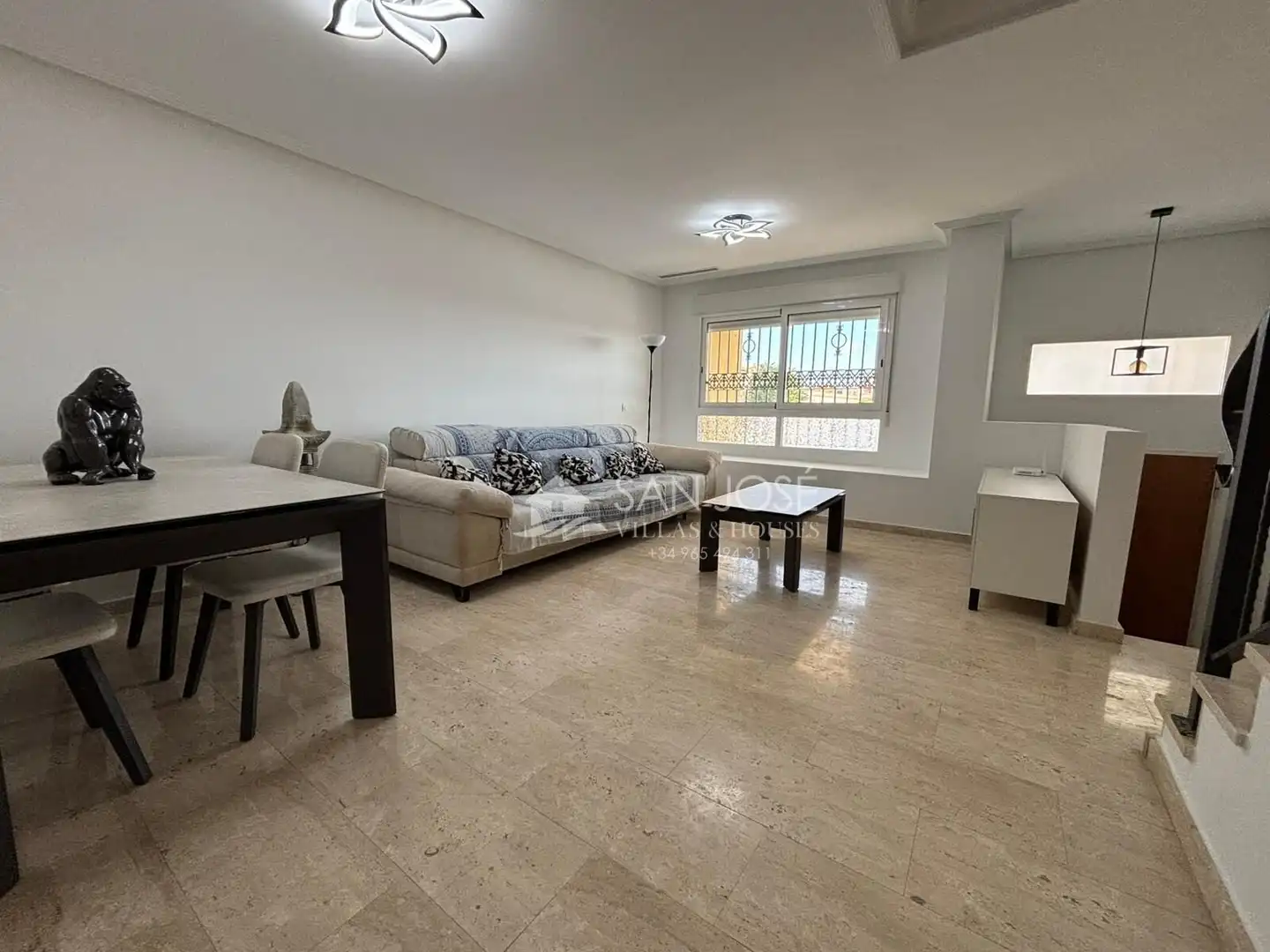 Bungalow con terraza en venta en Calle LEANDRO GRAS LIMIÑANA, imagen 3