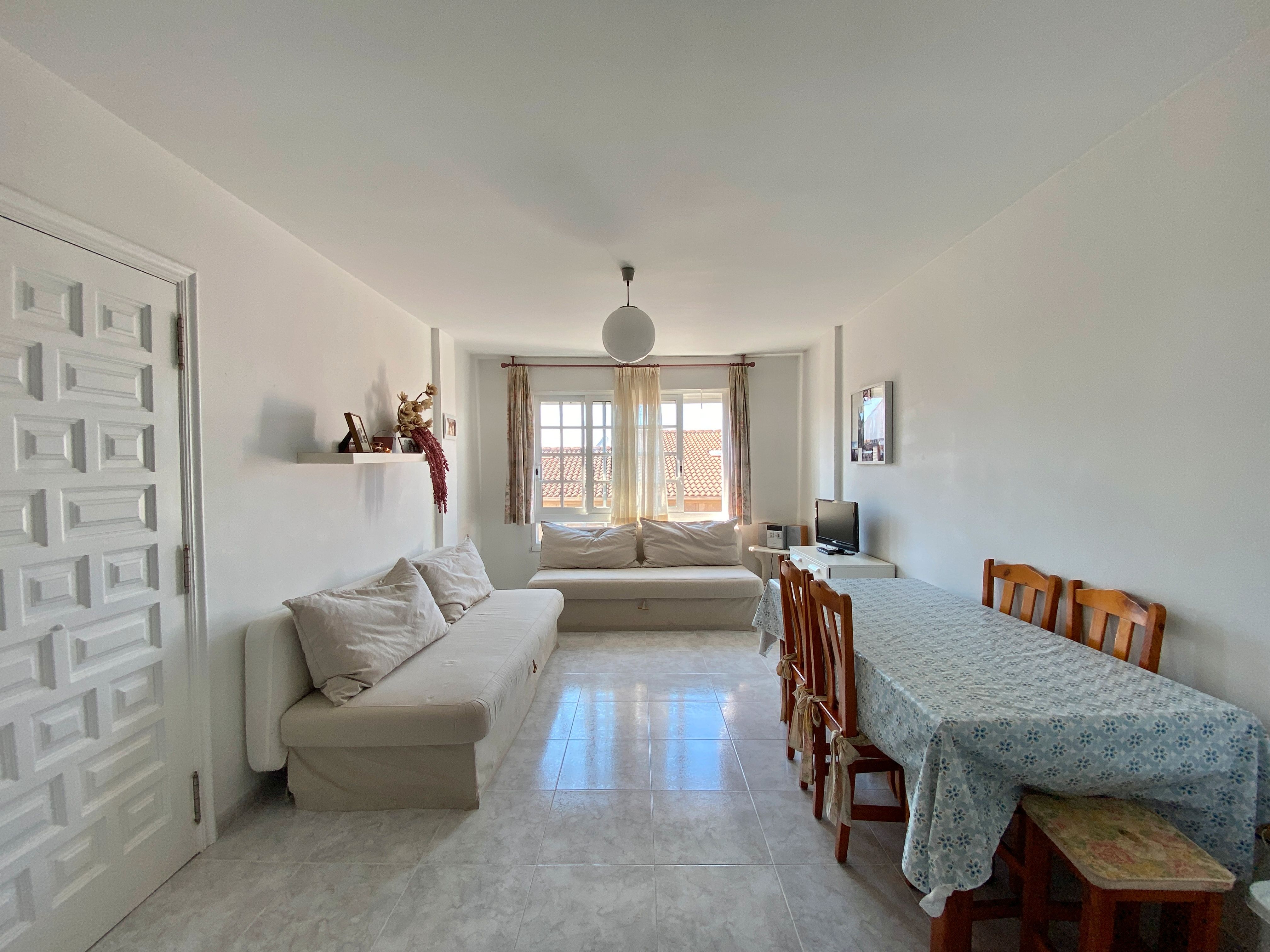 Living room of Flat for sale in O Grove    with Furnished, Oven and Washing machine