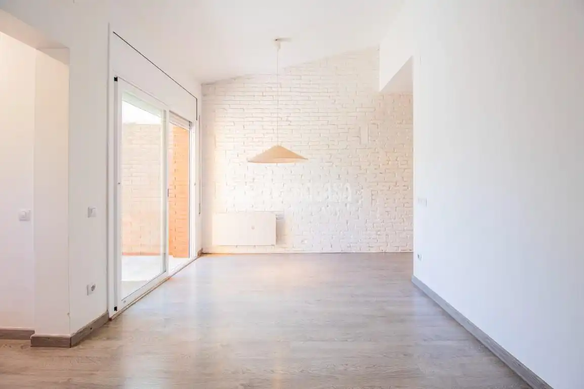 Sala de estar de Casa adosada en venta en Sant Cugat del Vallès con Calefacción y Terraza