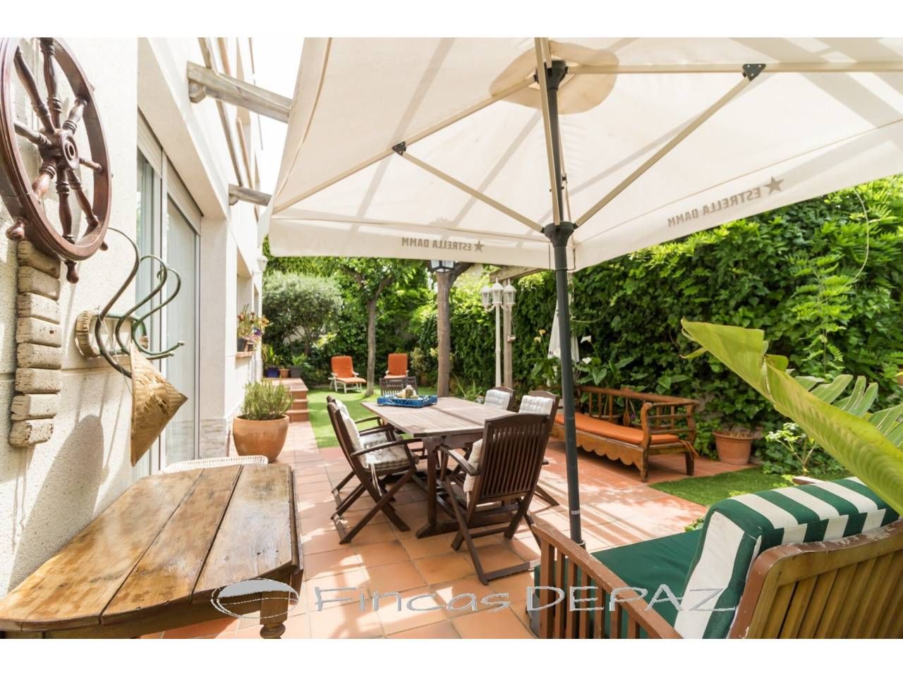 Terraza de Casa o chalet en venta en Castelldefels con Calefacción y Jardín privado