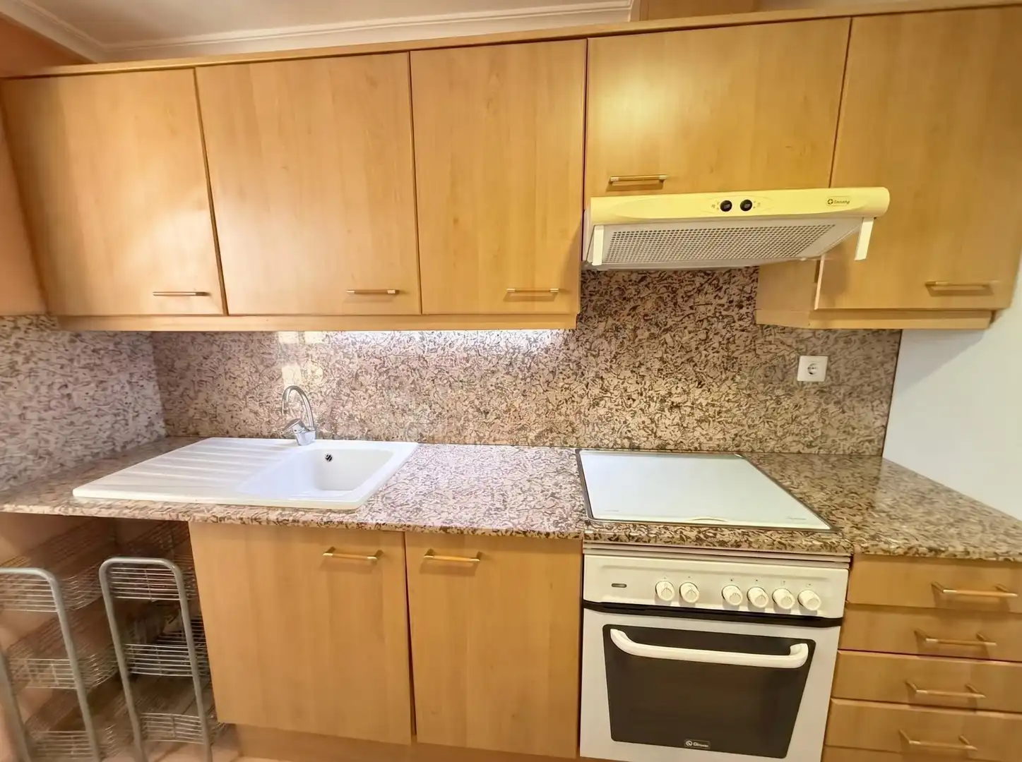 Cocina de Ático en venta en Alicante / Alacant con Aire acondicionado, Terraza y Piscina comunitaria