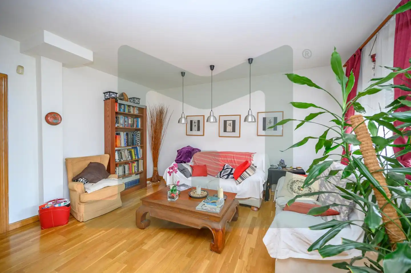 Sala d'estar de Casa o xalet en venda en Villanueva del Pardillo amb Aire condicionat, Calefacció i Jardí privat