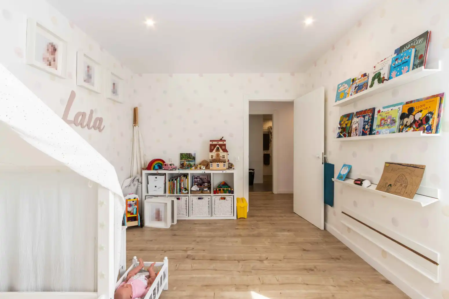 Wohnung zum Verkauf in Terrassa mit Klimaanlage, Heizung und Parkett