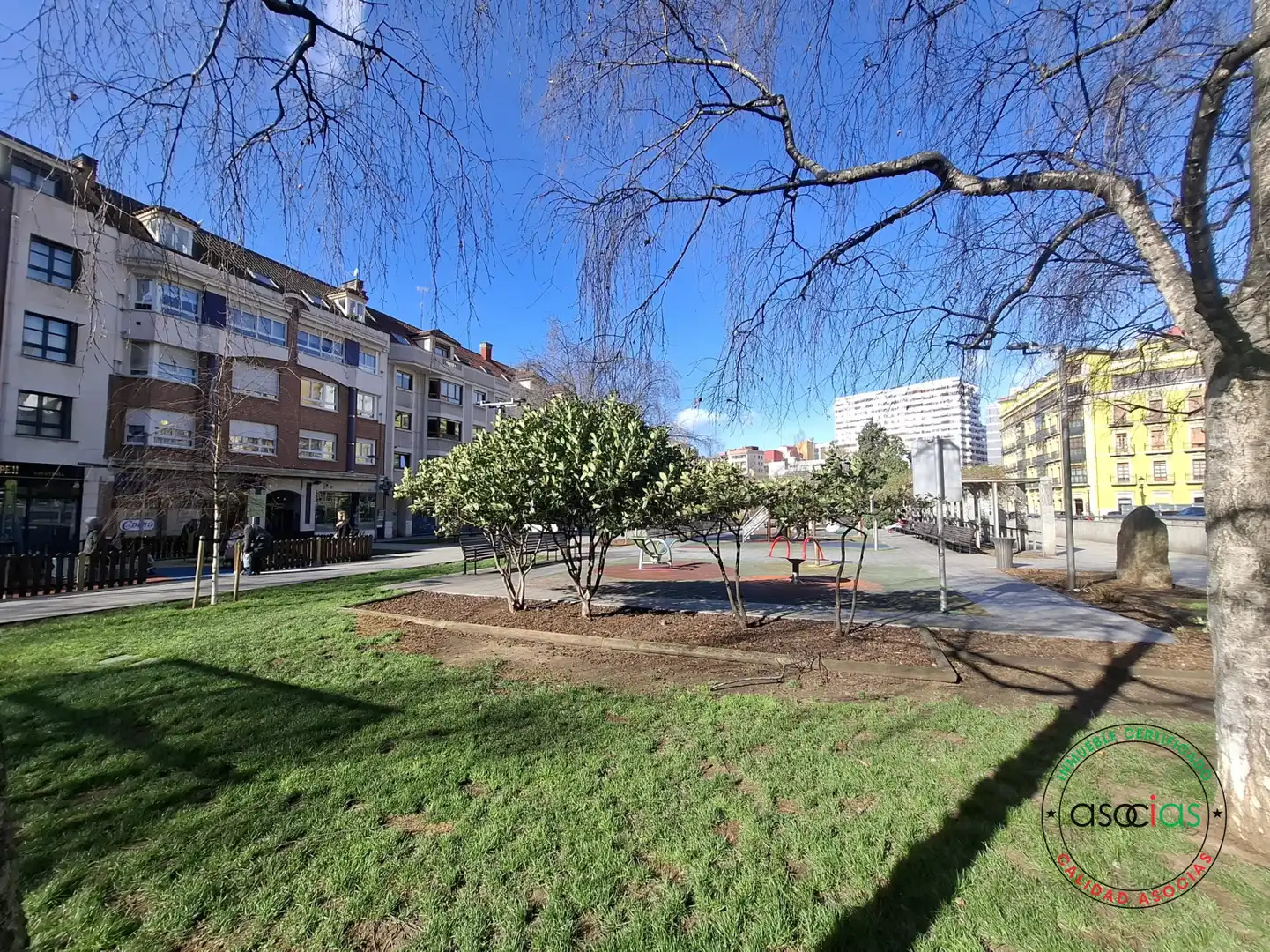 Vista exterior de Piso en venta en Gijón  con Calefacción