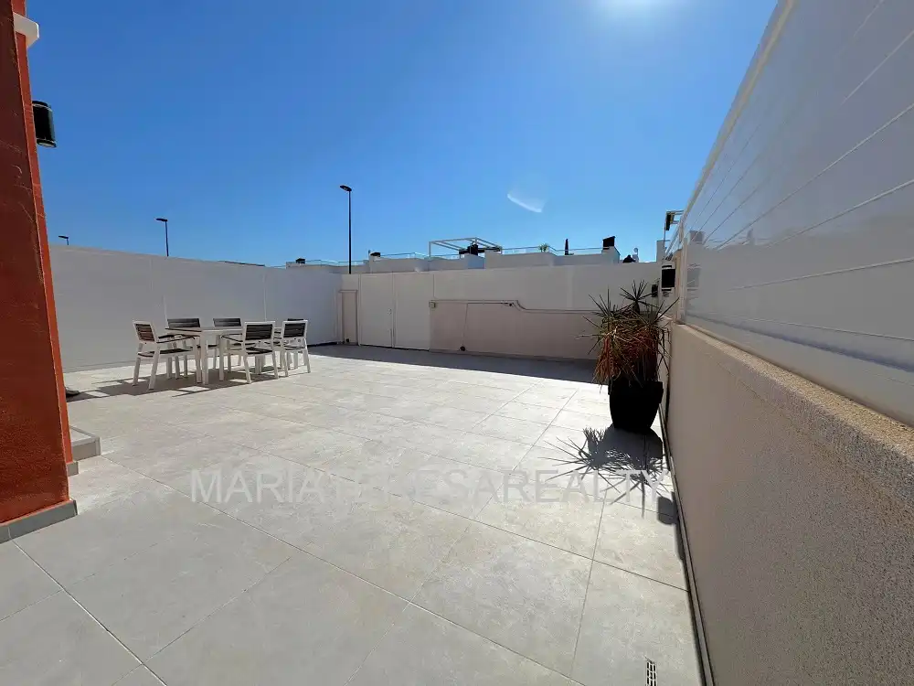 Terrassa de Casa adosada en venda en Roda