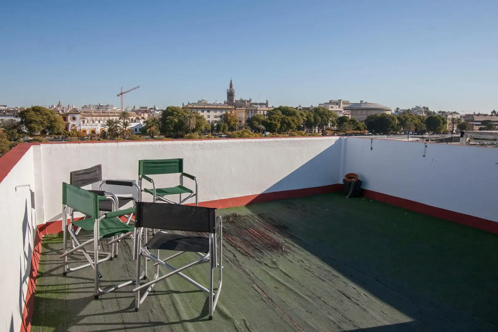 Flat for rent in N/A, Triana Casco Antiguo