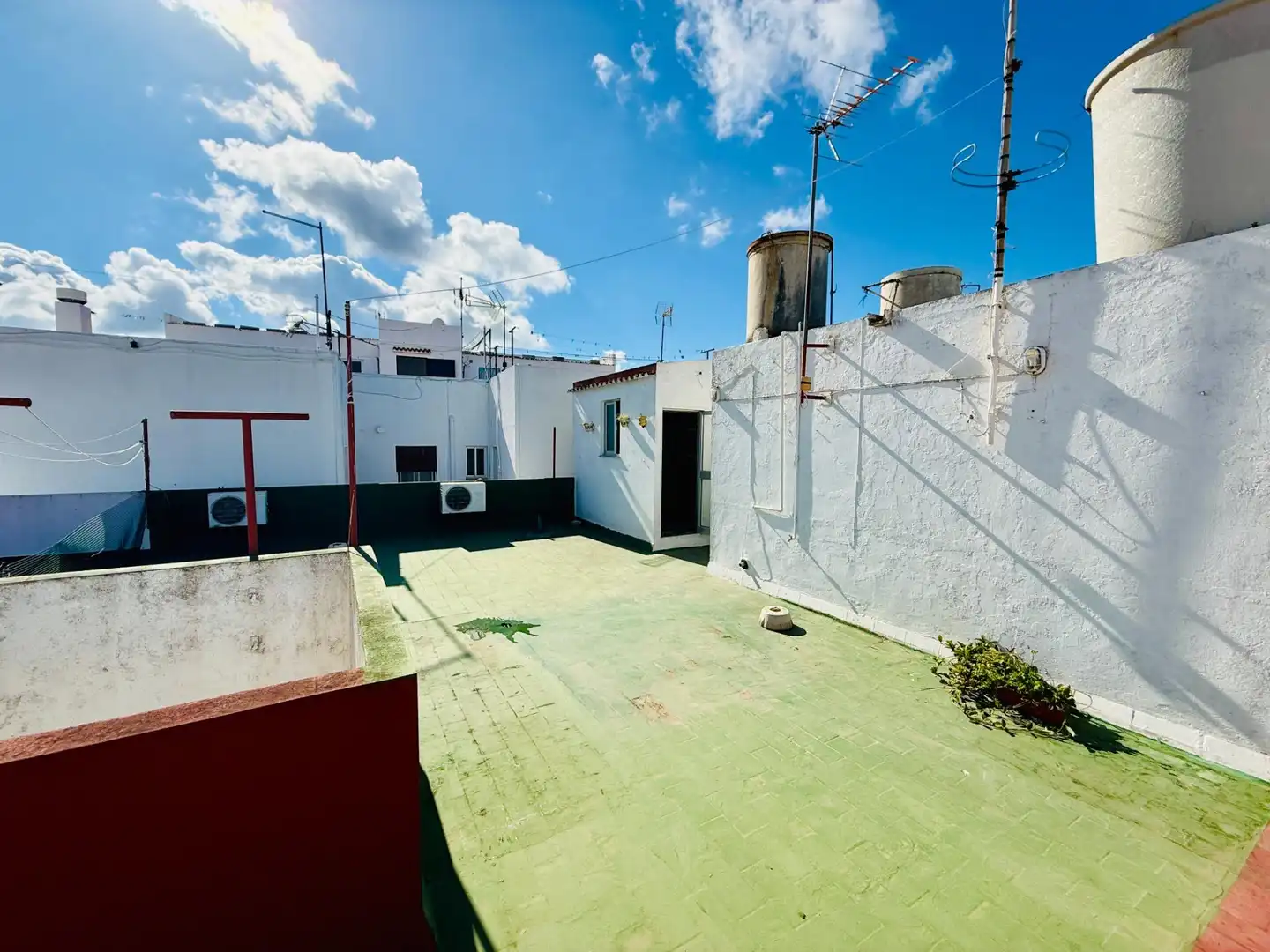 Vista exterior de Piso en venta en Conil de la Frontera