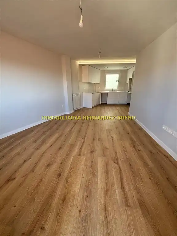 Flat for sale in Salamanca  with Air Conditioner, Heating and Balcony