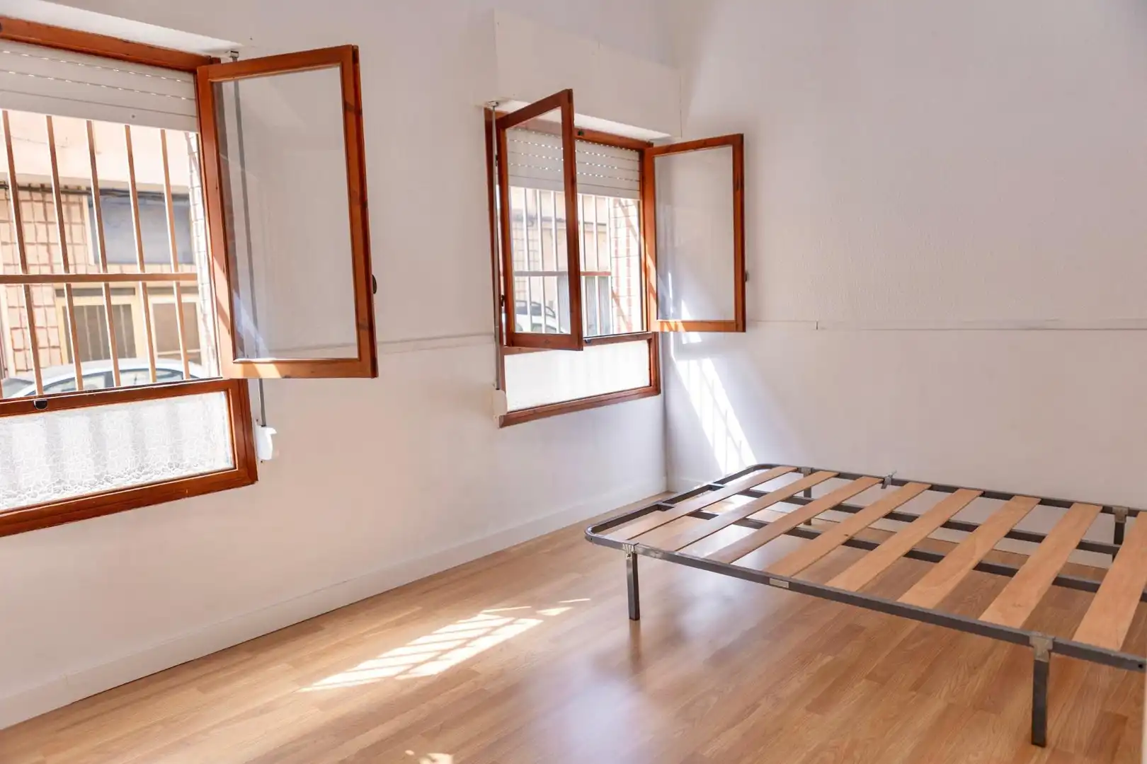 Habitación de Planta baja en venta en Orihuela con Trastero