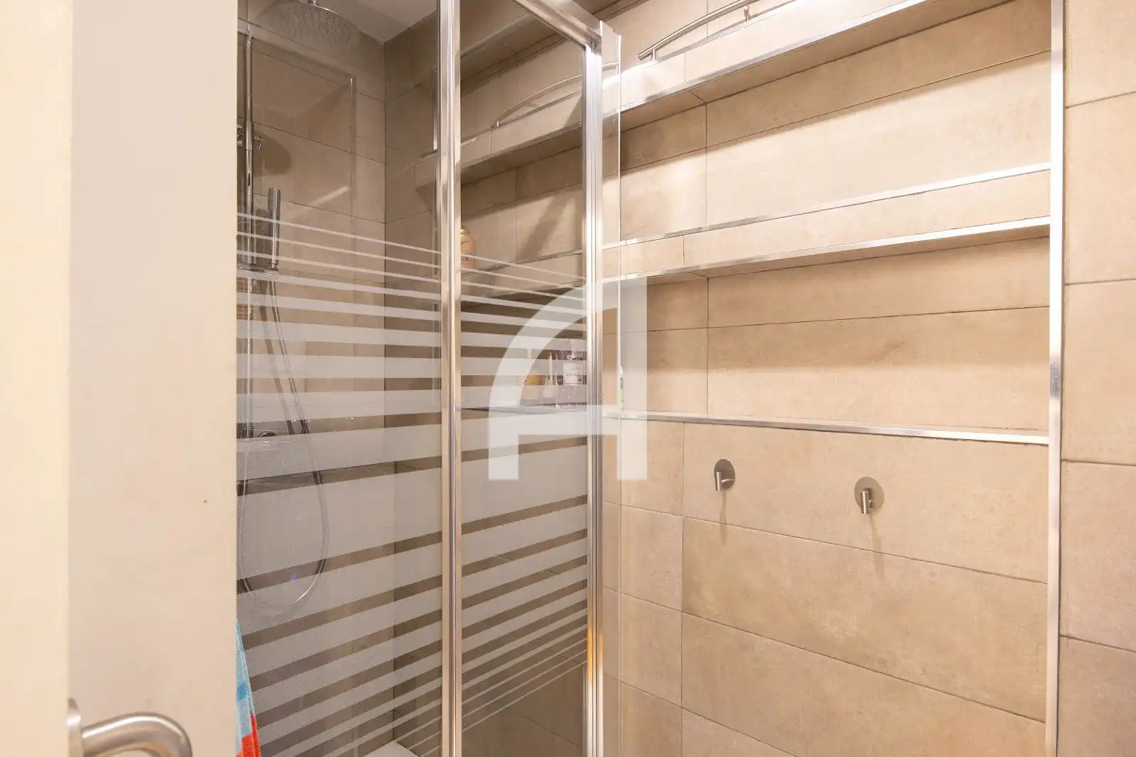 Bany de Dúplex en venda en Barcelona amb Aire condicionat, Calefacció i Parquet