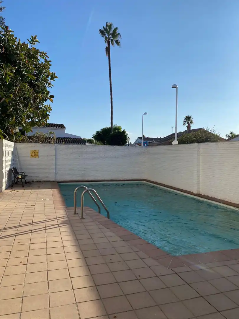 Piscina de Casa o xalet en venda en Sagunto / Sagunt amb Aire condicionat, Jardí privat i Terrassa